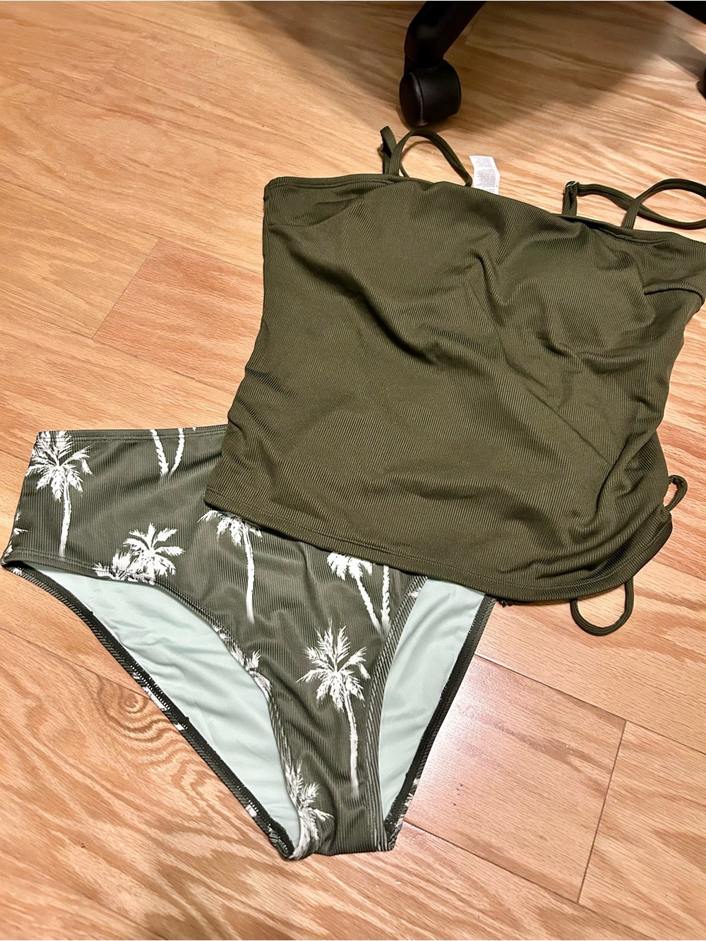 Cupshe Olive Green Palm-Print Tankini Bikini Set